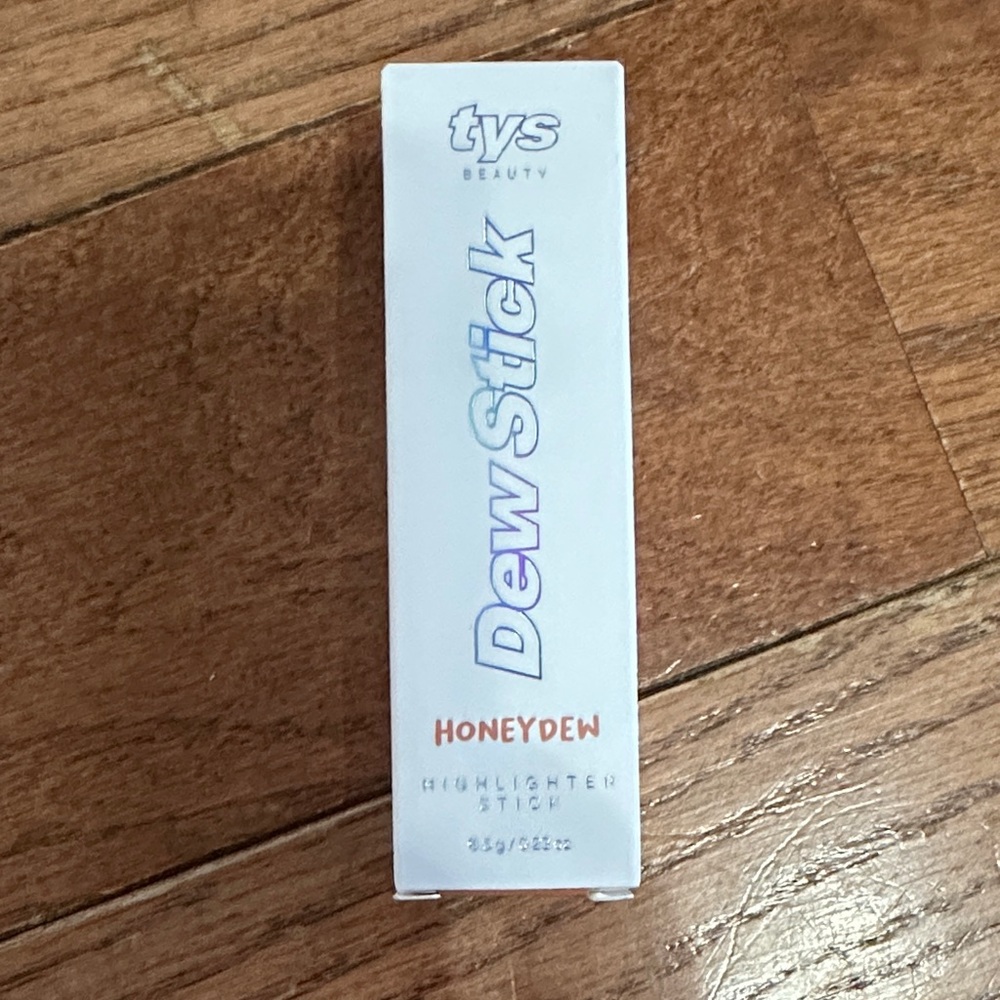 🧡2/$25 Bundle Deal🧡 TYS Beauty Dew Stick Highlighter NWT